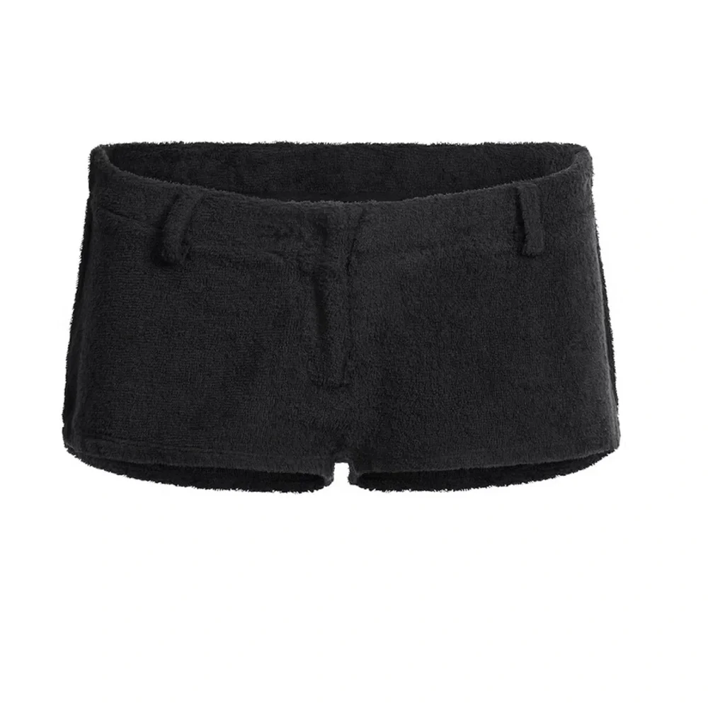 Skims Terry Black shorts